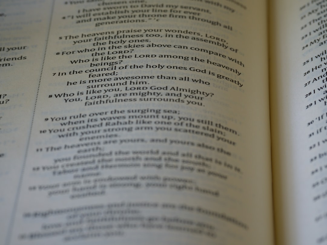 explorez les dilemmes moraux liés à l'intelligence artificielle et comprenez les enjeux éthiques dans le développement et l'utilisation des technologies ia.