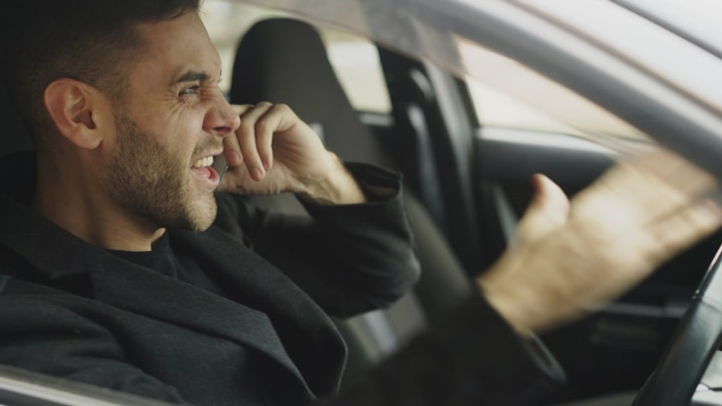 découvrez les meilleures stratégies de communication de crise pour gérer efficacement les situations d'urgence et protéger la réputation de votre organisation.